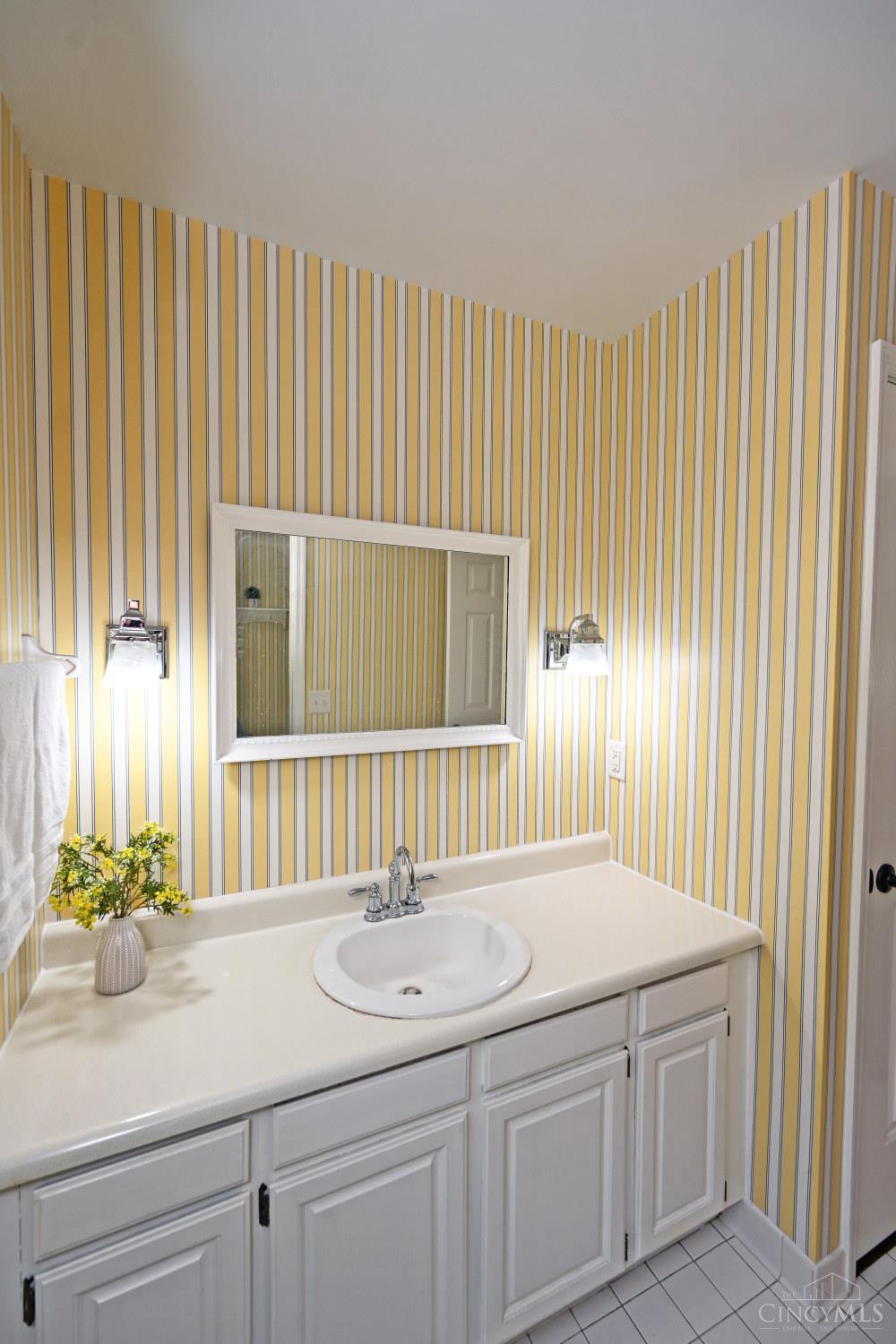 9056 Hopewell Road Cincinnati, OH 45242 - Photo 38 of 54 Gallery Image 38