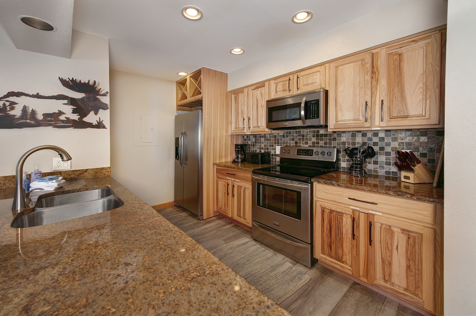 325 Four Oclock Road, Unit B103 Breckenridge, CO 80424 - Photo 2 of 25 Gallery Image 2
