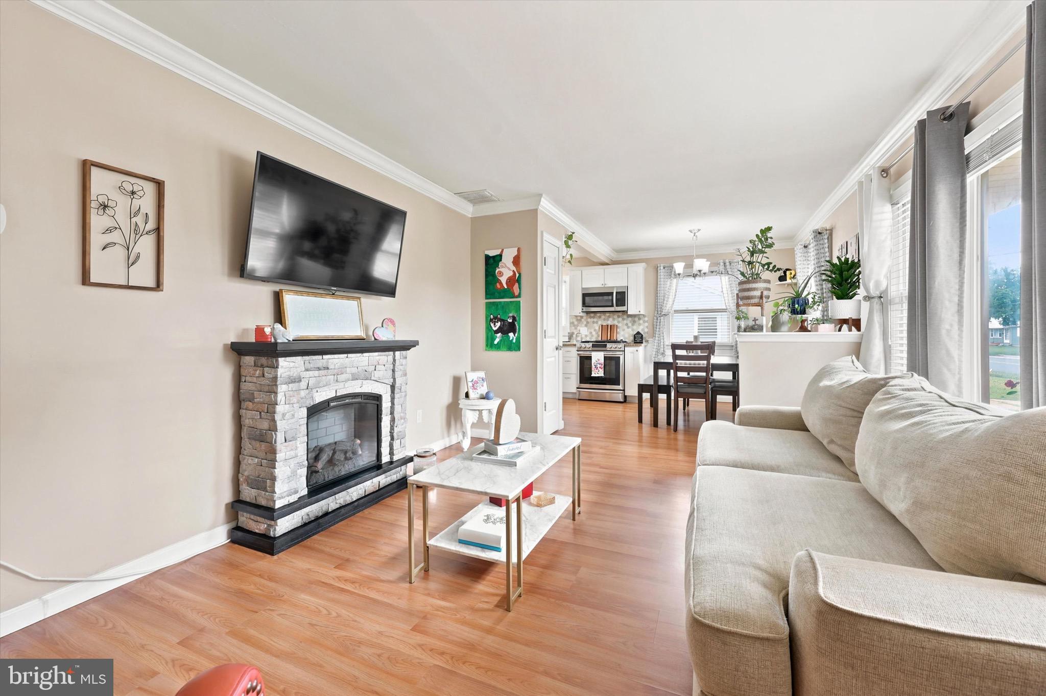 11 Warwick Road Stratford, NJ 08084 - Photo 6 of 27