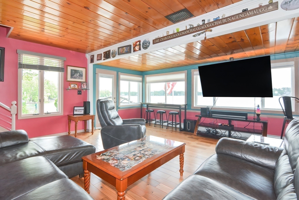 2 South Point Road Webster, MA 01570 - Photo 18 of 42