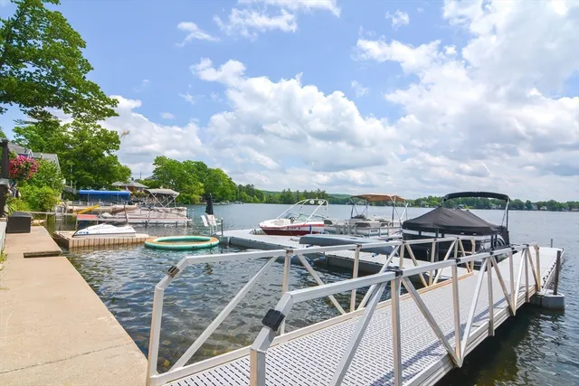 $1,299,999 | 2 South Point Road, Webster, MA 01570