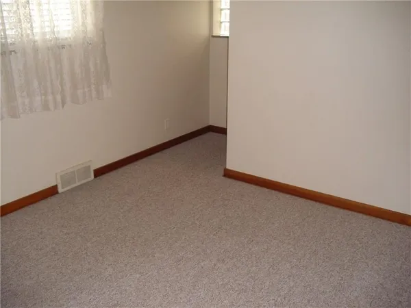 $220,000 | 407 Greenside Avenue, Canonsburg, PA 15317