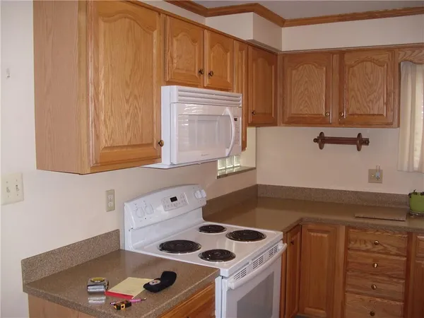 $220,000 | 407 Greenside Avenue, Canonsburg, PA 15317