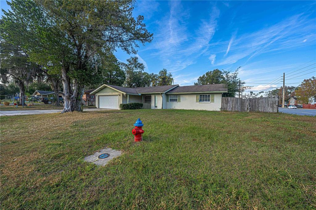 2701 Southwest 15th Street Ocala, FL 34474 - Photo 29 of 38 a front view of house with yard