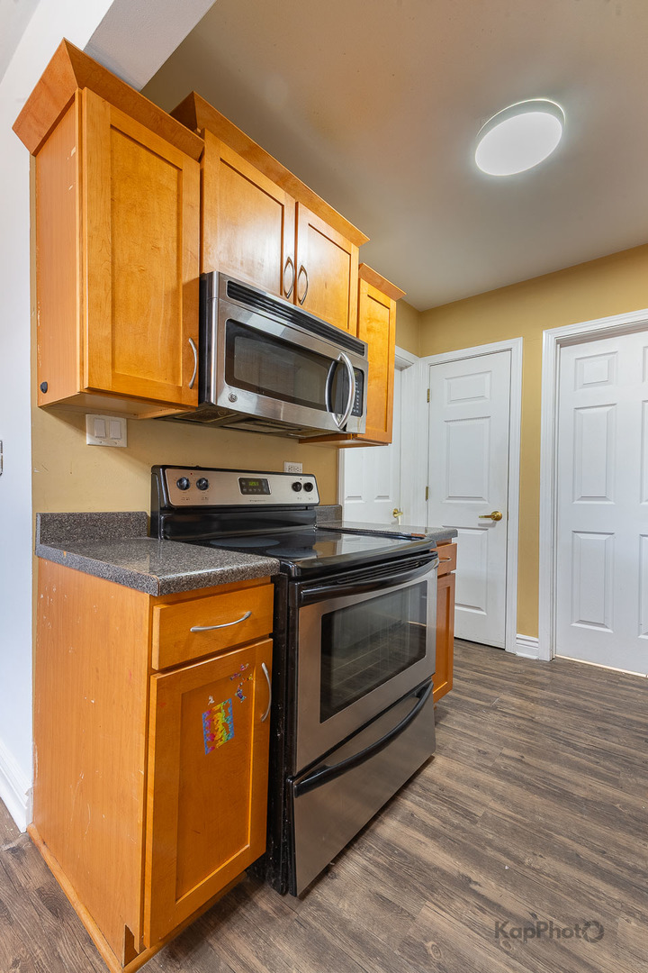 4309 South Harlem Avenue, Unit 6 Riverside, IL 60402 - Photo 18 of 27