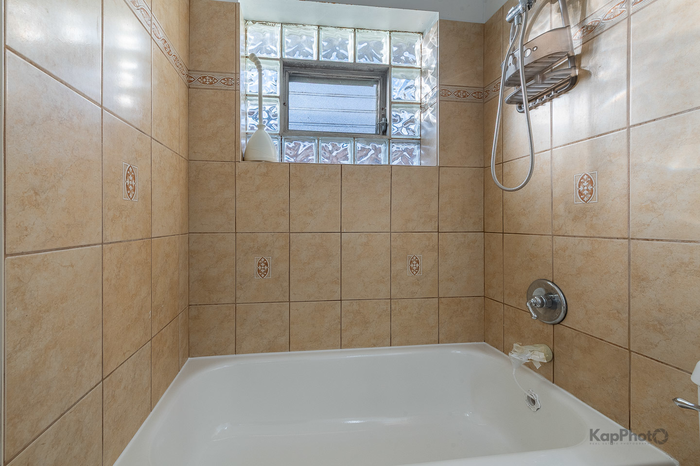 4309 South Harlem Avenue, Unit 6 Riverside, IL 60402 - Photo 24 of 27