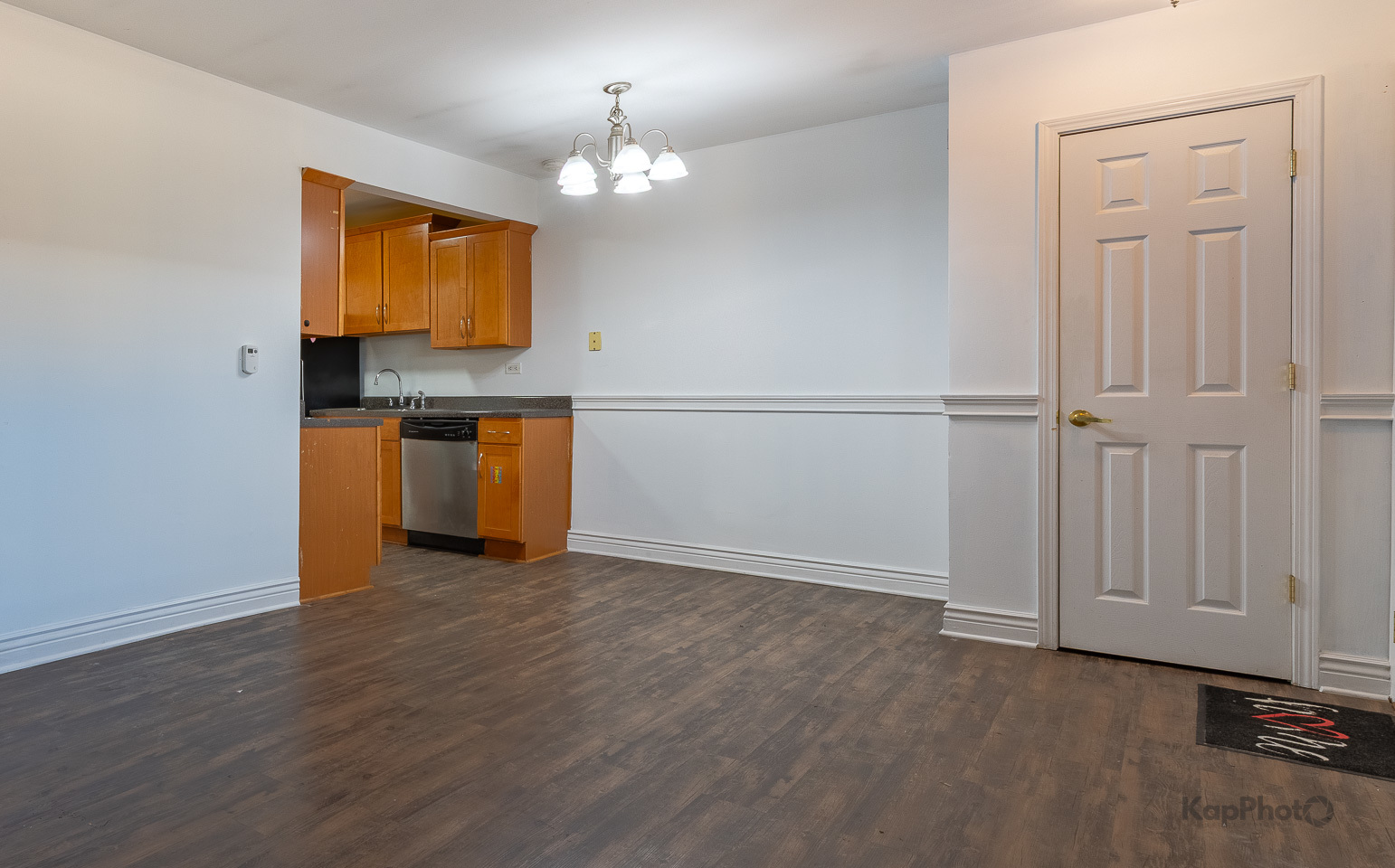 4309 South Harlem Avenue, Unit 6 Riverside, IL 60402 - Photo 9 of 27