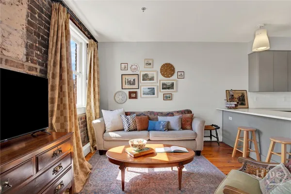 $400,000 | 310 West Broughton Street, Unit 3002, Savannah, GA 31401