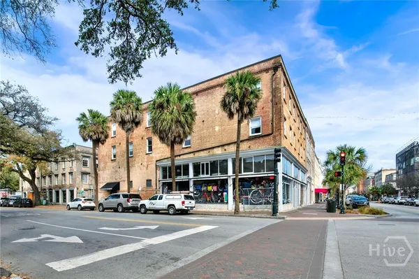 $400,000 | 310 West Broughton Street, Unit 3002, Savannah, GA 31401