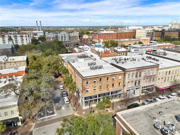 $400,000 | 310 West Broughton Street, Unit 3002, Savannah, GA 31401