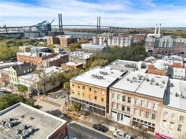 $400,000 | 310 West Broughton Street, Unit 3002, Savannah, GA 31401