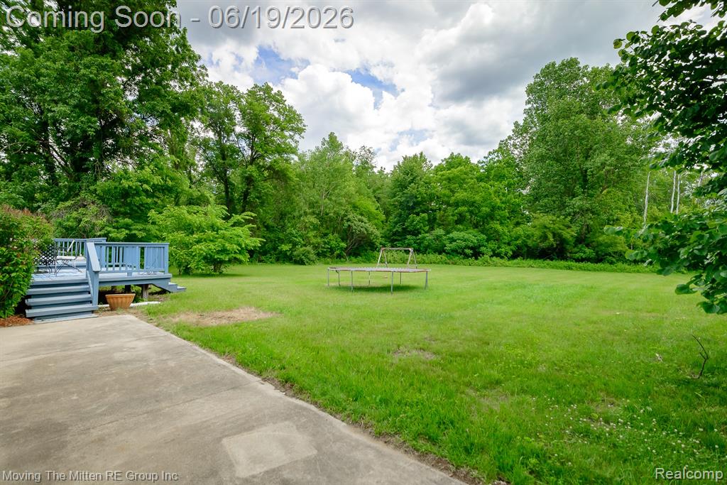24567 Sherwood Road Belleville, MI 48111 - Photo 10 of 49