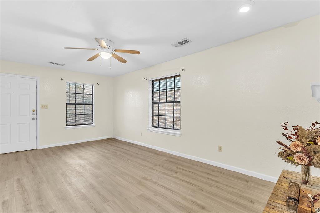 211 West Trinity Street, Unit D Forney, TX 75126 - Photo 2 of 15