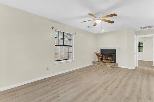 $1,200 | 211 West Trinity Street, Unit D, Forney, TX 75126