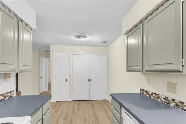 $1,200 | 211 West Trinity Street, Unit D, Forney, TX 75126