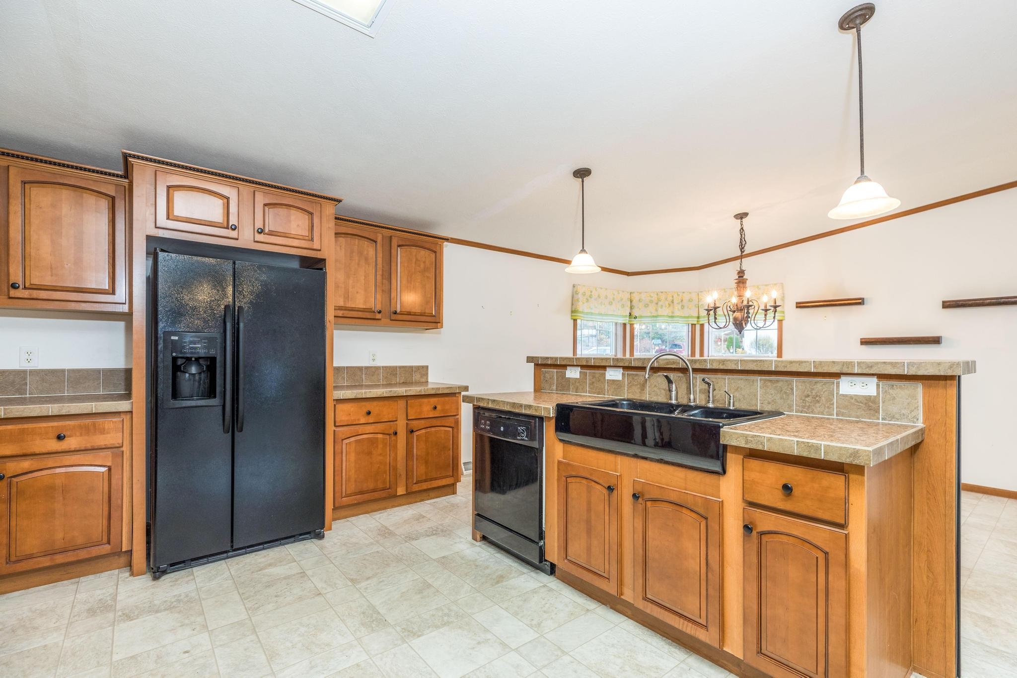 74 Seneca Street Rochester, NH 03867 - Photo 6 of 27