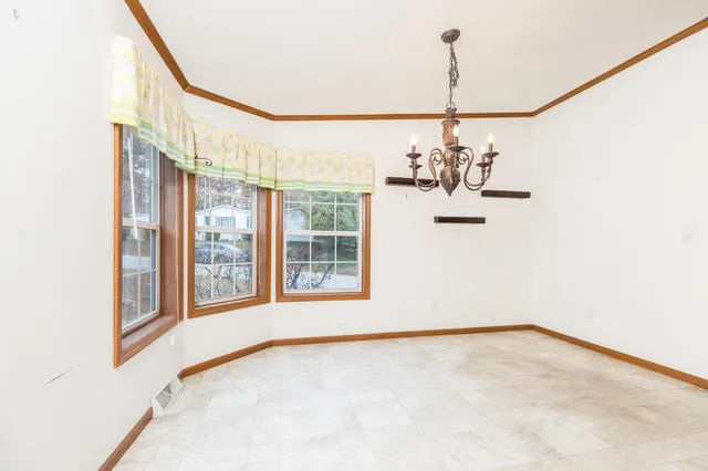 $159,900 | 74 Seneca Street, Rochester, NH 03867