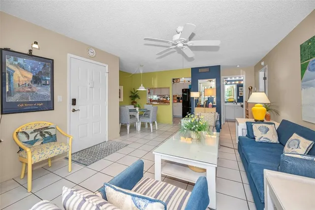 $149,900 | 2642 Pine Ridge Way South, Unit D2, Palm Harbor, FL 34684