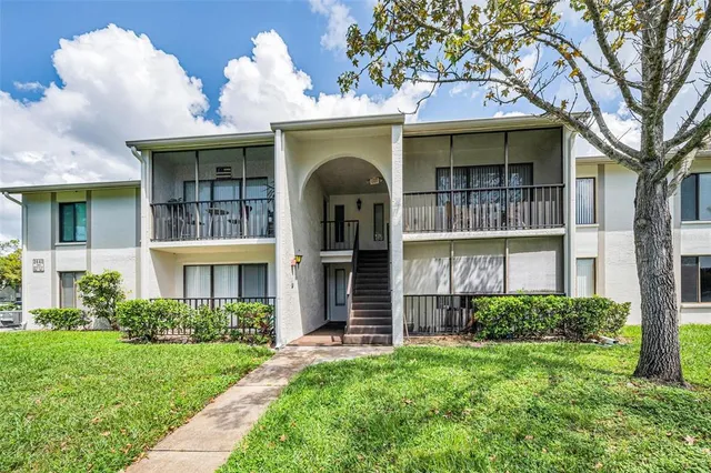 $149,900 | 2642 Pine Ridge Way South, Unit D2, Palm Harbor, FL 34684