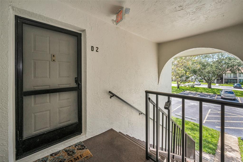 2642 Pine Ridge Way South, Unit D2 Palm Harbor, FL 34684 - Photo 8 of 63