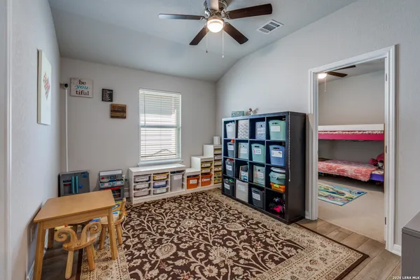 $2,500 | 344 Quinton Bend, Cibolo, TX 78108
