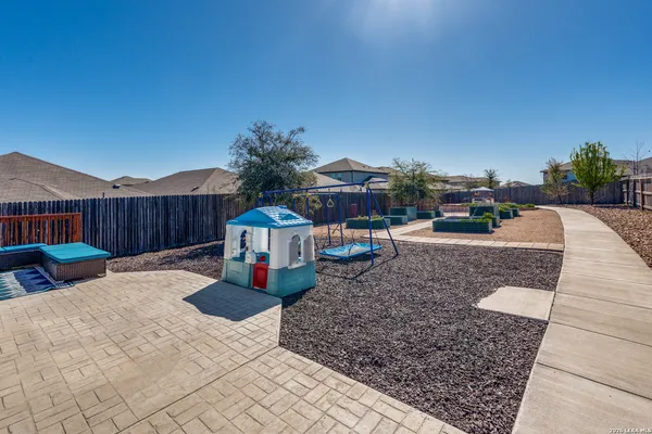 $2,500 | 344 Quinton Bend, Cibolo, TX 78108