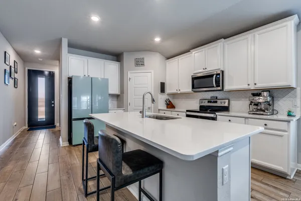 $2,500 | 344 Quinton Bend, Cibolo, TX 78108