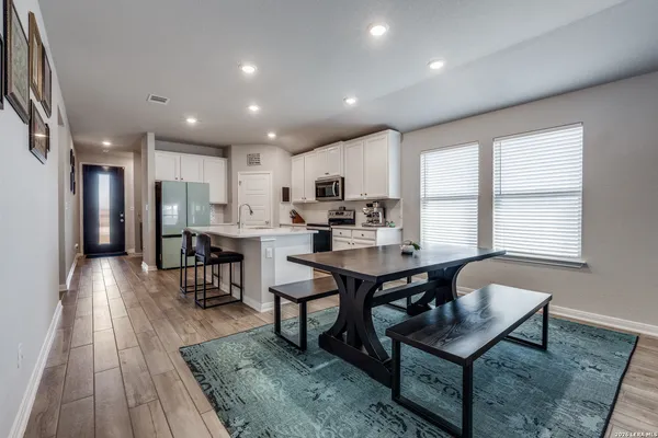 $2,500 | 344 Quinton Bend, Cibolo, TX 78108