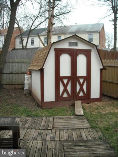 9303 Taney Road Manassas, VA 20110 - Photo 6 of 9 Shed