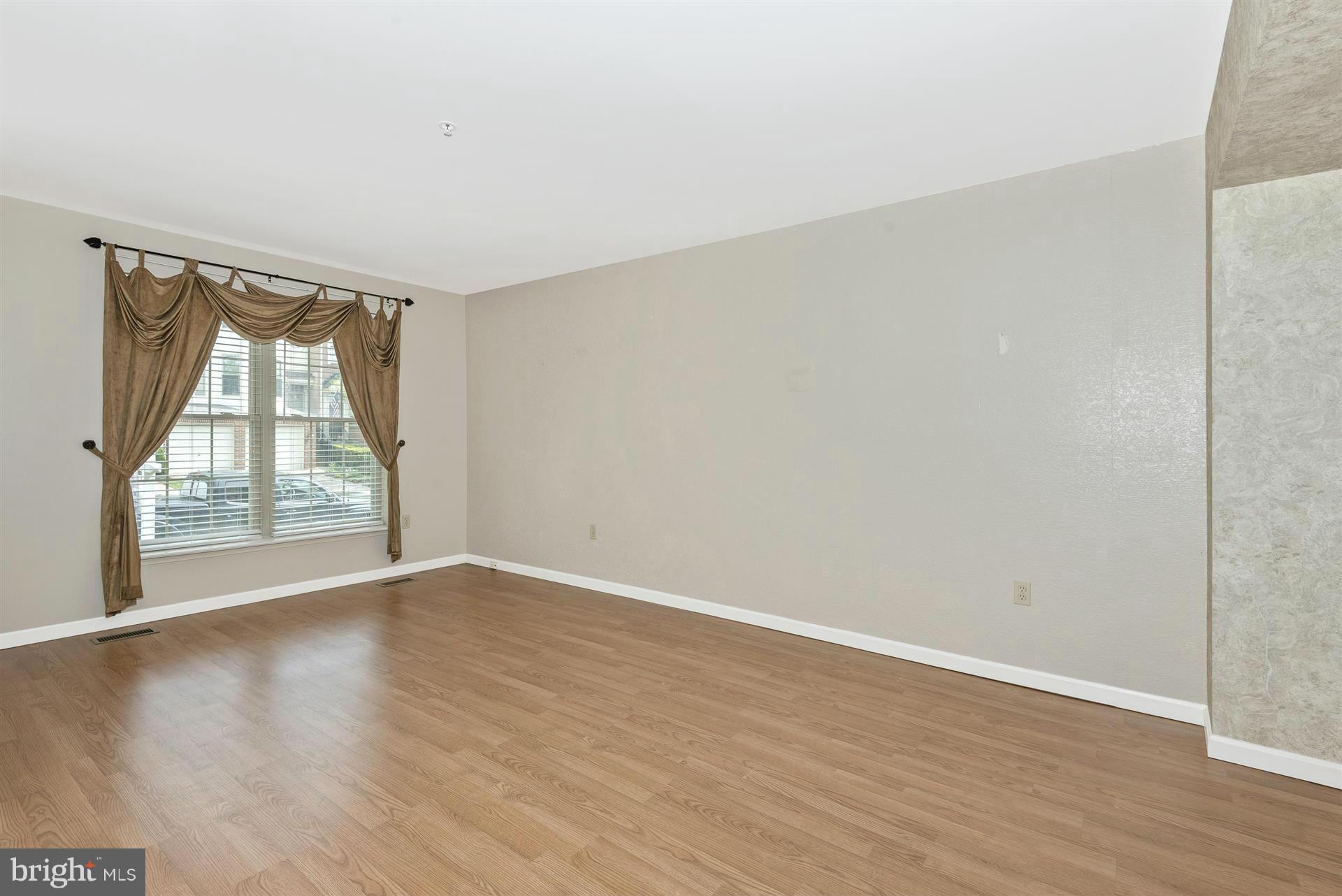 2228 Bear Den Road Frederick, MD 21701 - Photo 8 of 30 Living Room