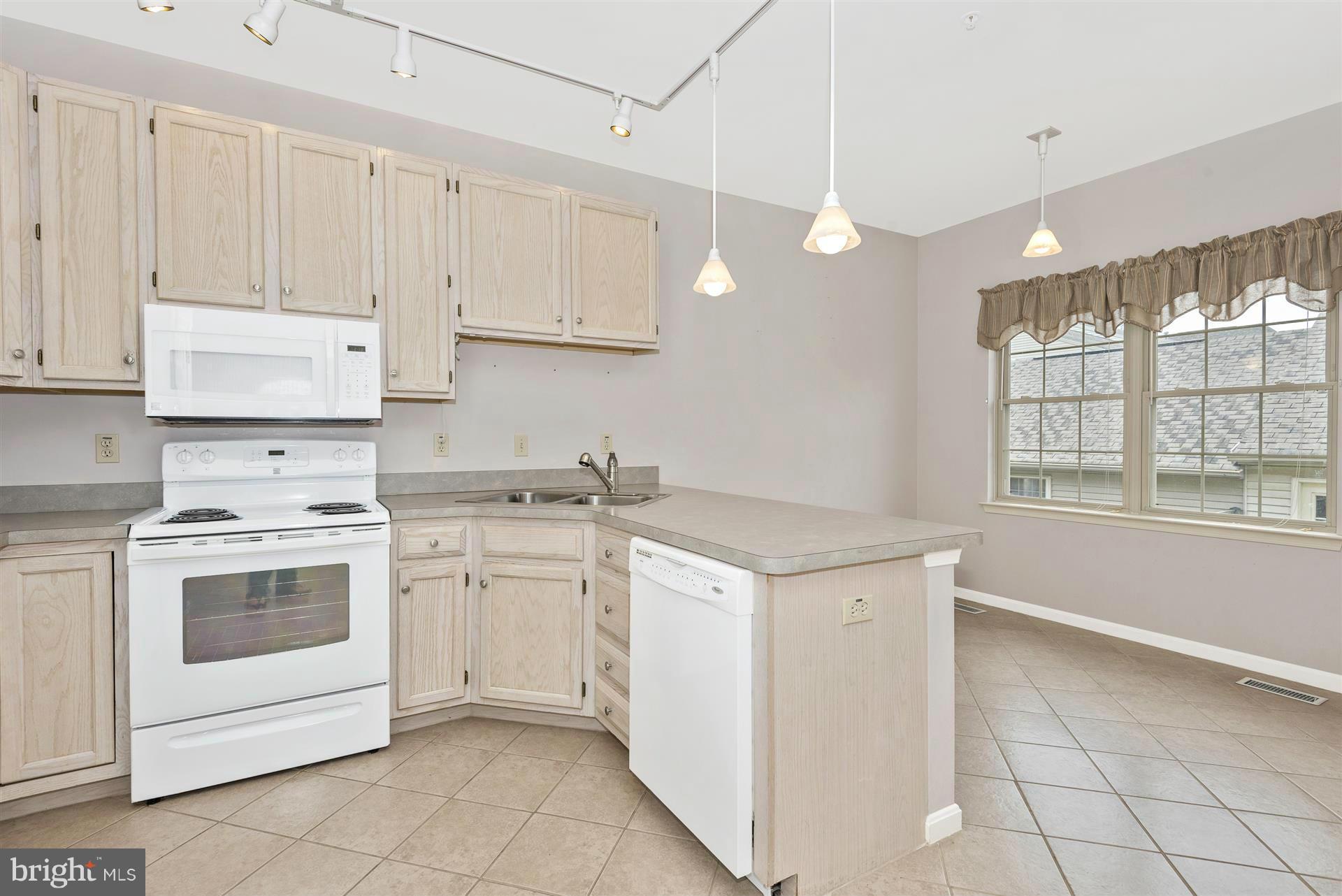 2228 Bear Den Road Frederick, MD 21701 - Photo 9 of 30 Kitchen