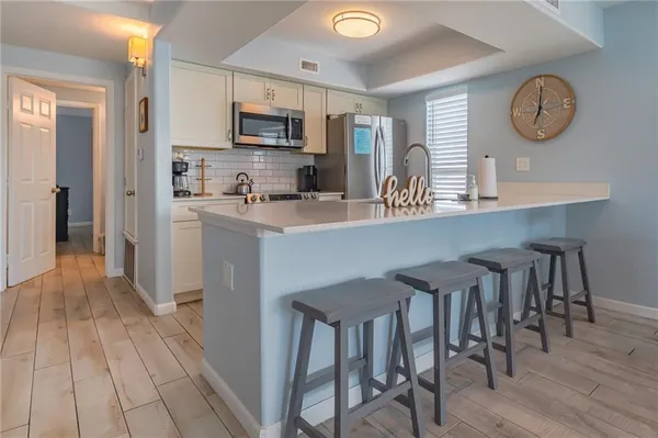 $349,900 | 2292 North Fulton Beach Road, Unit 405, Rockport, TX 78382