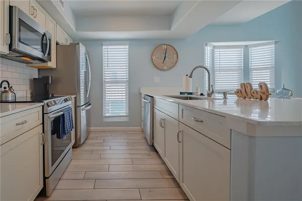 $349,900 | 2292 North Fulton Beach Road, Unit 405, Rockport, TX 78382