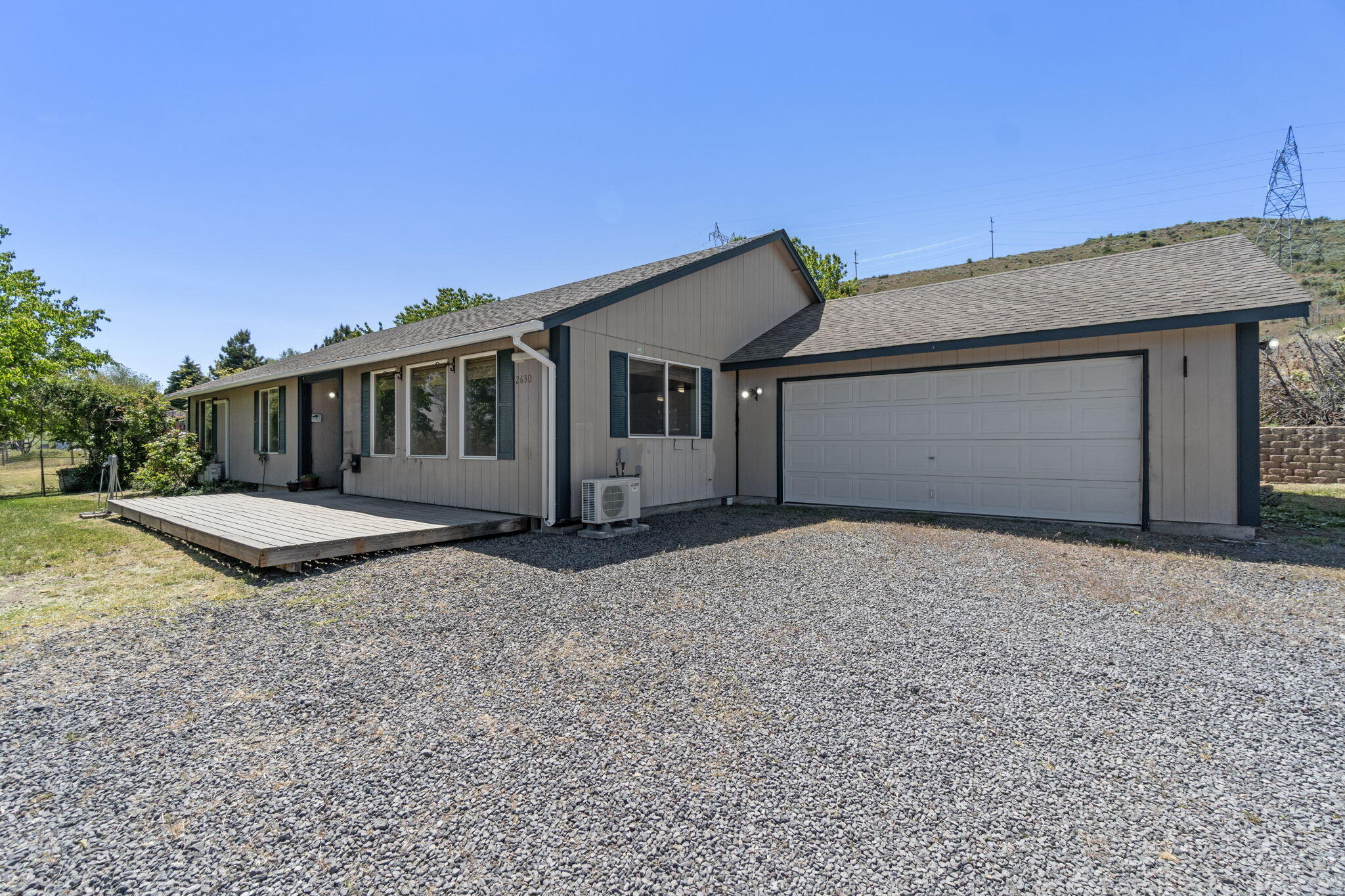 2630 Frontage Road Klamath Falls, OR 97601 - Photo 8 of 72