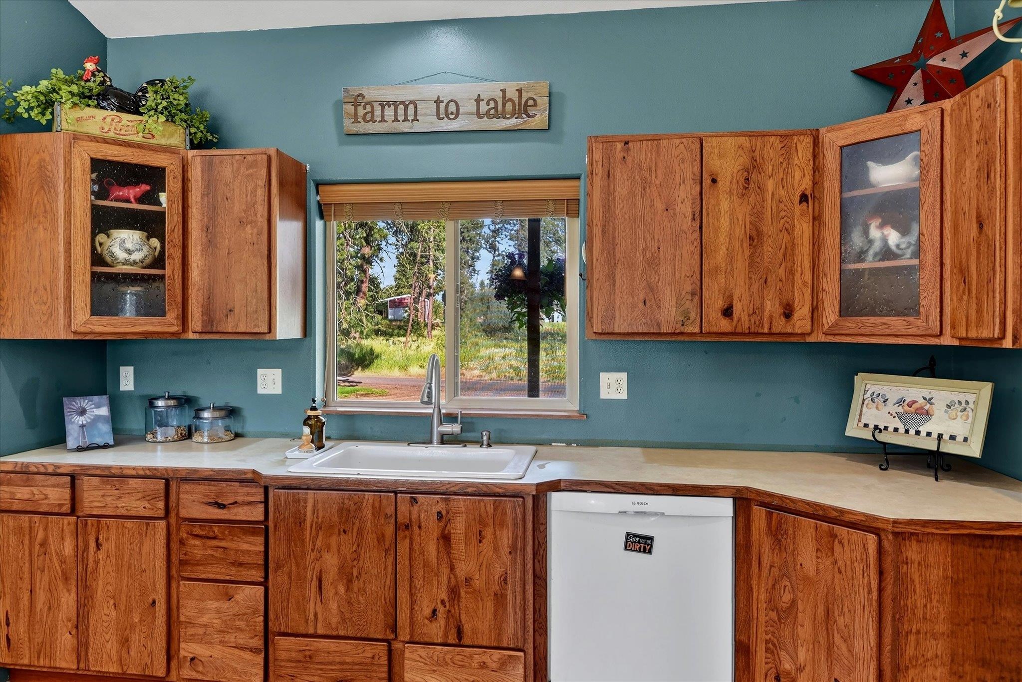1329 West Paradise Road Spokane, WA 99224 - Photo 14 of 42