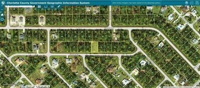 a view of a large window with an outdoor space