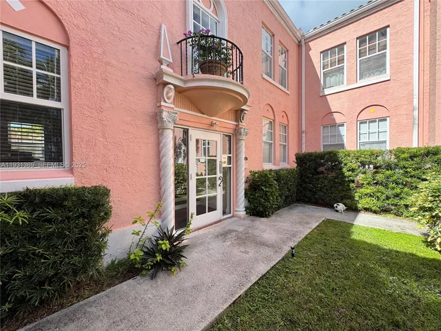 $2,100 | 756 Meridian Avenue, Unit 9, Miami Beach, FL 33139