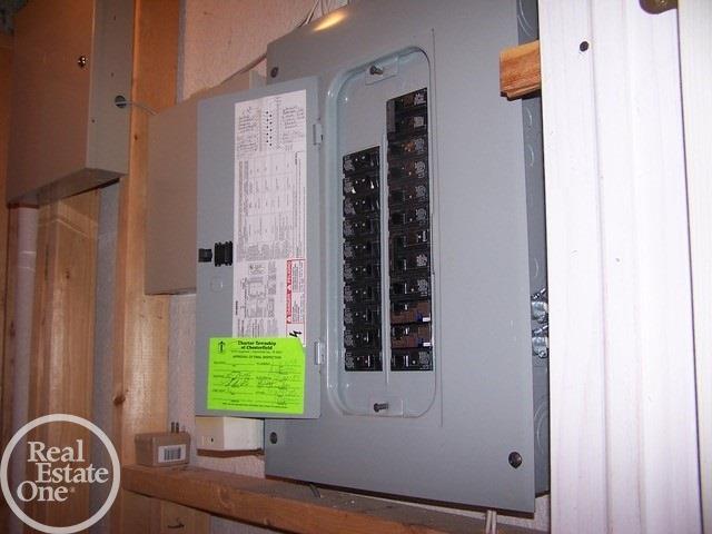 49248 Monte Road New Baltimore, MI 48047 - Photo 51 of 54 31360643-50.JPG