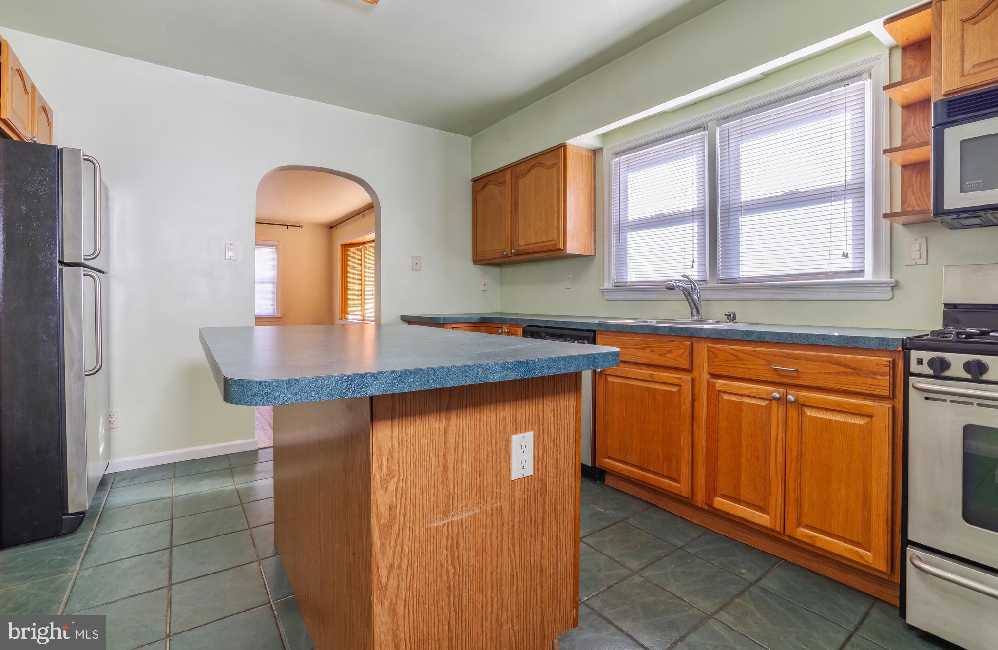 448 Crown Point Road West Deptford, NJ 08086 - Photo 8 of 21 Kitchen