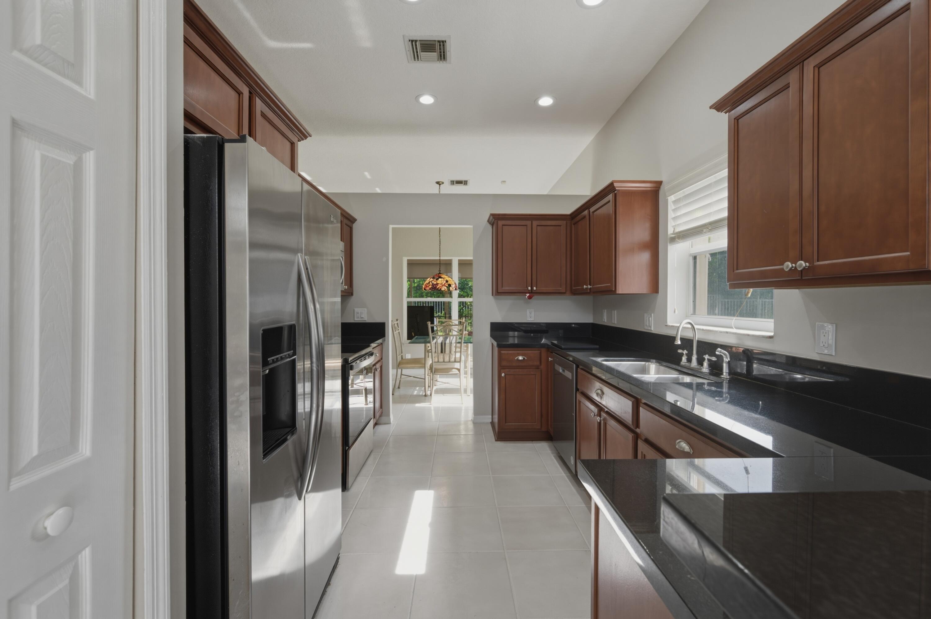 10827 La Salinas Circle Boca Raton, FL 33428 - Photo 11 of 33 KAREN 11
