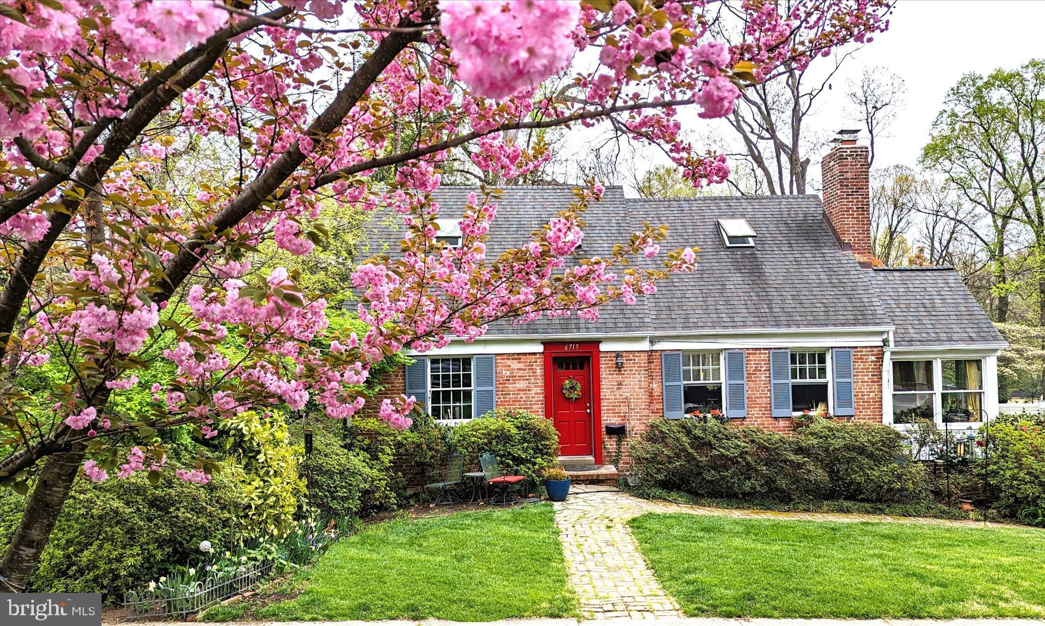 Welcome to 6715 Queens Chapel Rd!