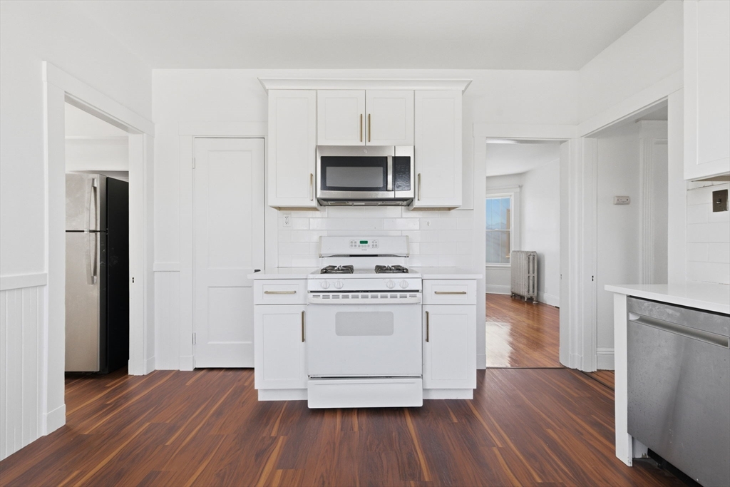 9 Sumner Square Boston, MA 02125 - Photo 4 of 15