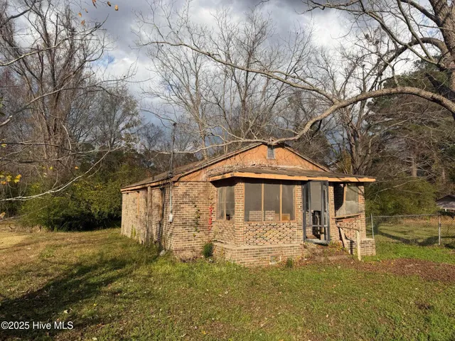 $26,000 | 413 Brinkley Avenue, Plymouth, NC 27962