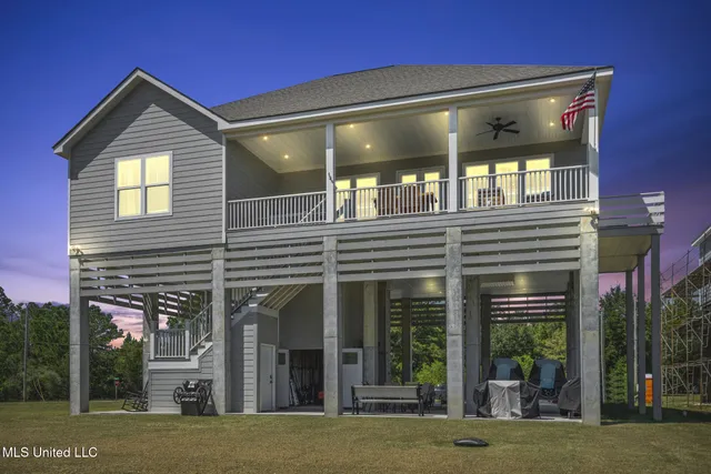 $735,000 | 1322 Enos Street, Diamondhead, MS 39525