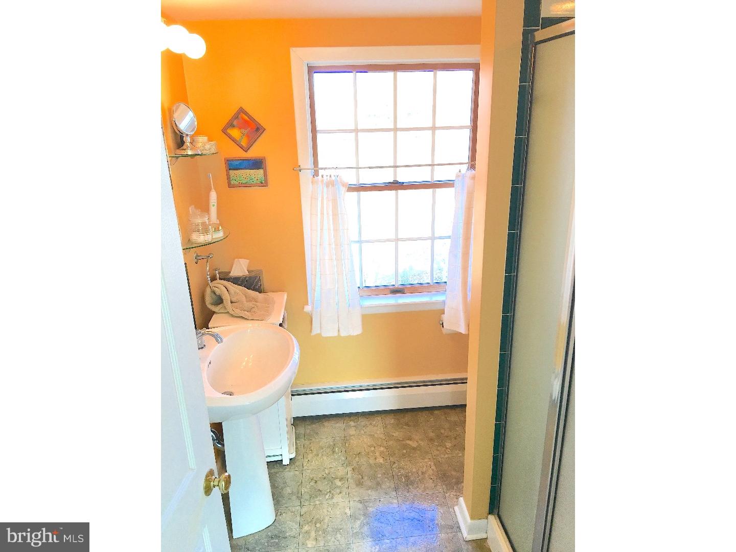 2123 Longview Road Warrington, PA 18976 - Photo 12 of 25 Bathroom
