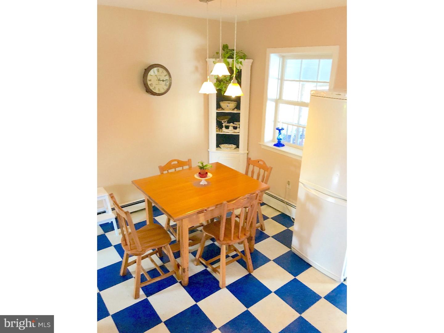 2123 Longview Road Warrington, PA 18976 - Photo 3 of 25 Kitchen