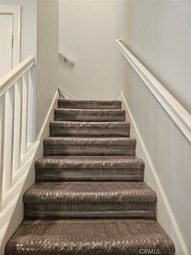 35 Courant Irvine, CA 92618 - Photo 11 of 37 a view of entryway