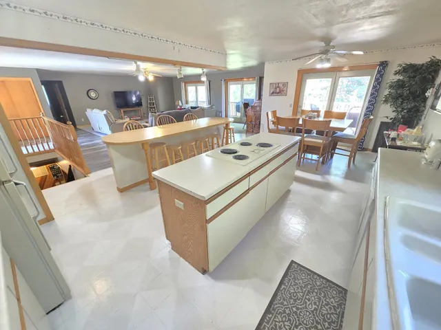 $499,000 | W2102 Highway 44, Markesan, WI 53946