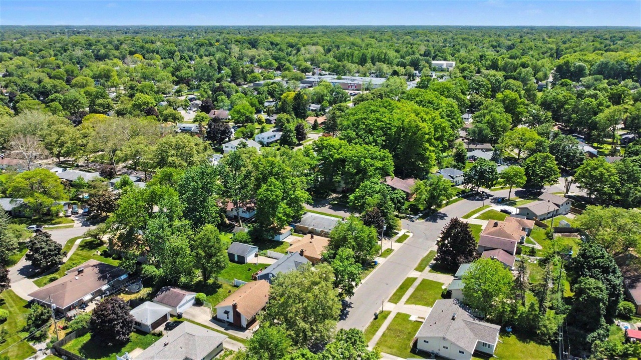 2117 Edwin Place Lansing, MI 48911 - Photo 12 of 39