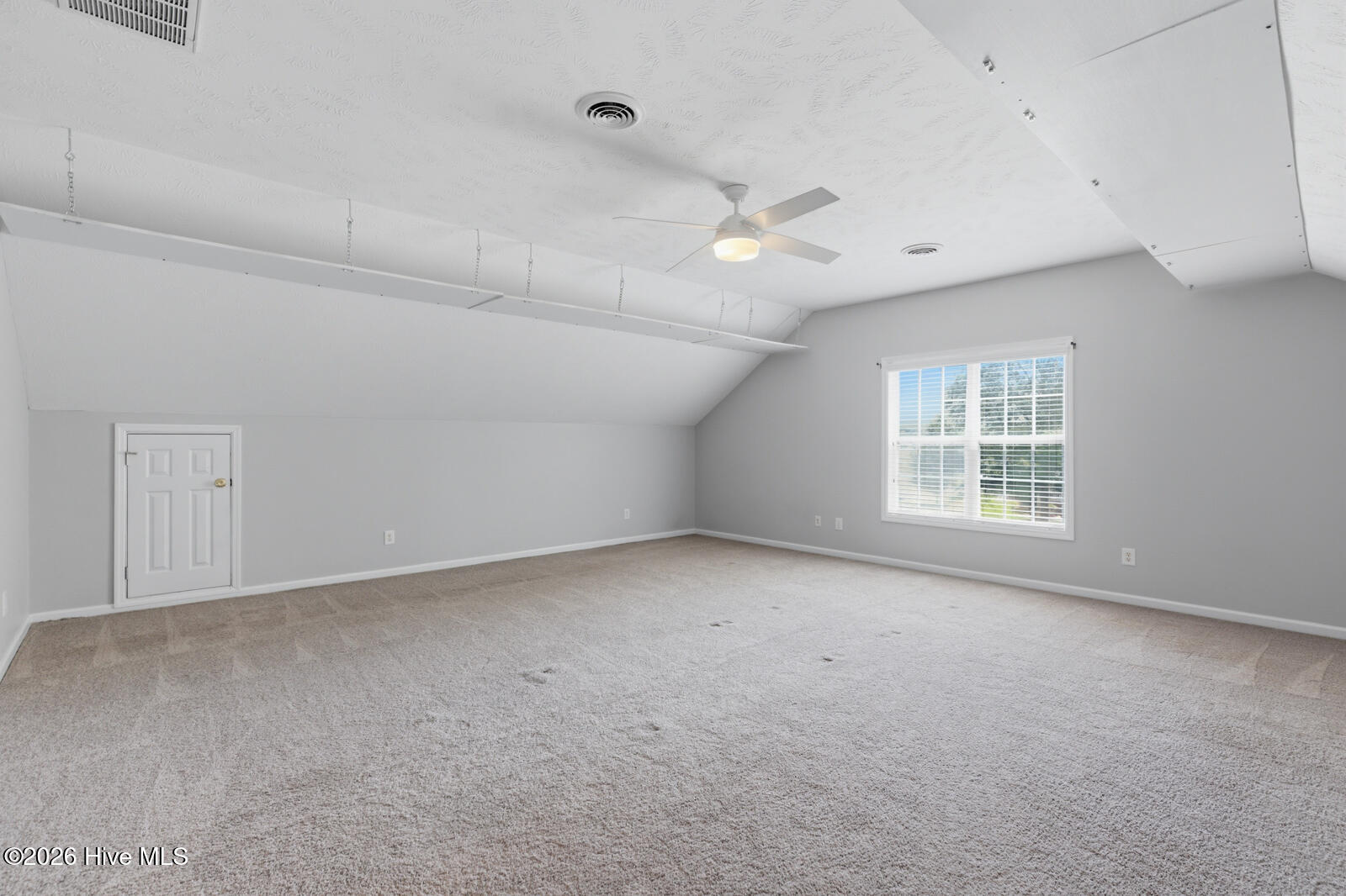 257 Rutherford Way Jacksonville, NC 28540 - Photo 26 of 43 Extra large bonus room